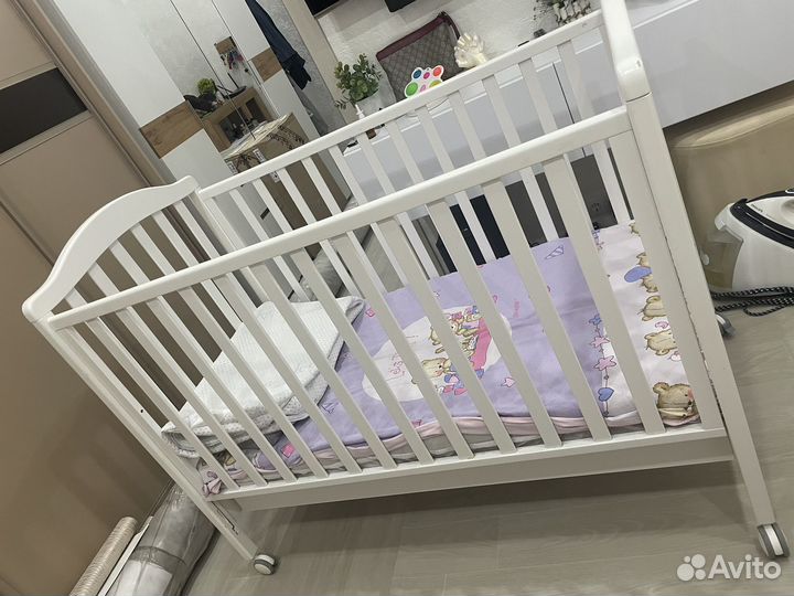 Детская кроватка