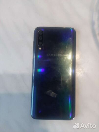 Самсунг а50