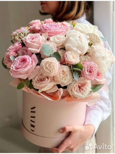 Живые цветы букеты пионовидные розы,букет цветов