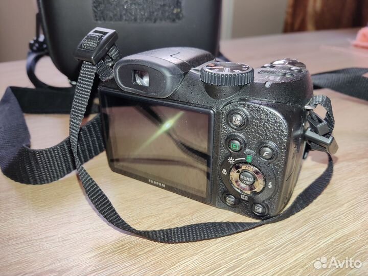 Fujifilm FinePix S1600