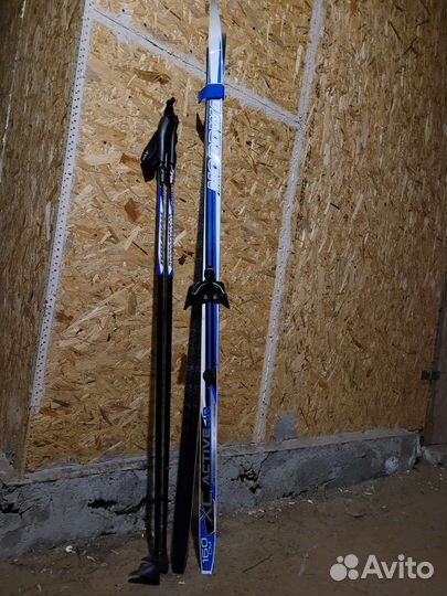 Комплект лыжи fischer active