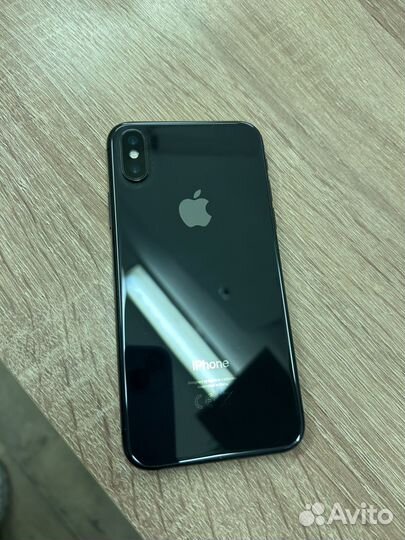 iPhone X, 64 ГБ