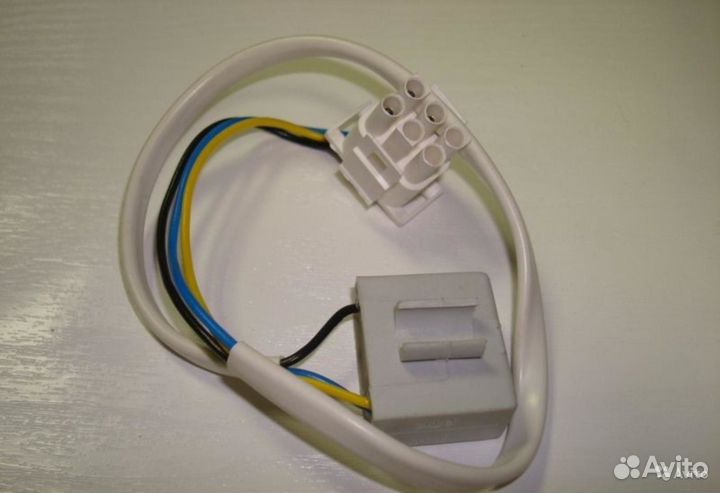 Предохранитель 3-х кон.птр-101 с колодкой