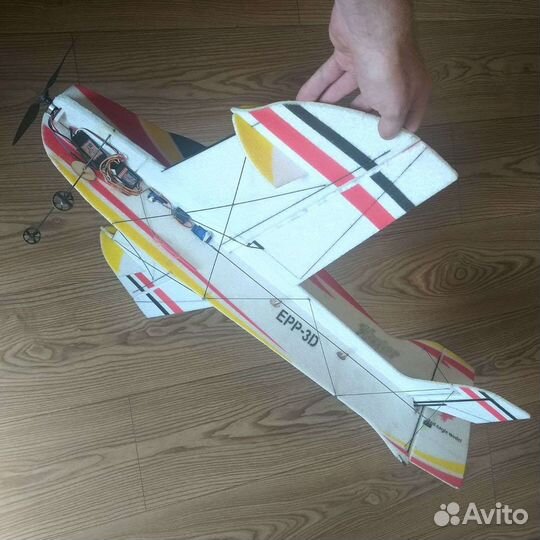 Радиоуправляемый самолет Hesper-1 3D EPP