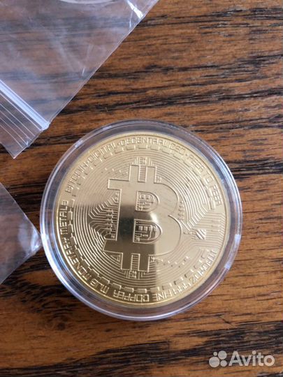 Подарочная монета Битkoин (Bitcoin)