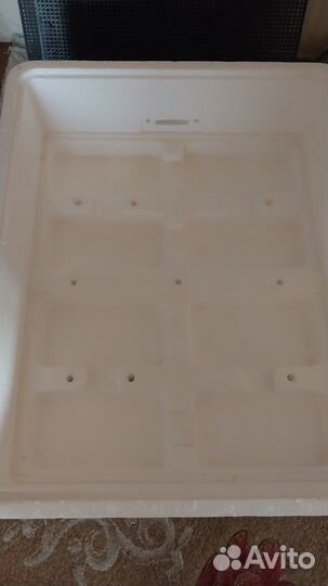 Инкубатор автоматический Несушка 77