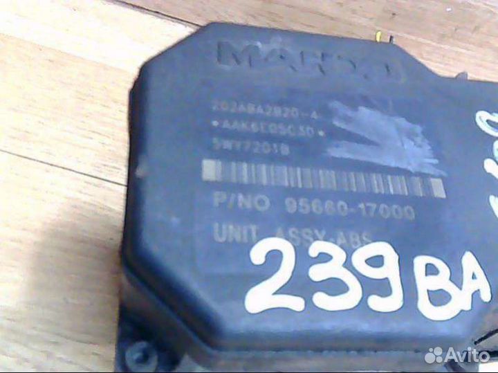 Блок абс (ABS) Hyundai Matrix 58910-17500