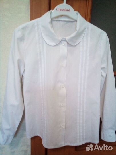 Блузка белая с длинным рукавом