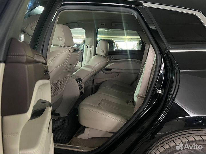 Cadillac SRX 3.0 AT, 2012, 174 000 км