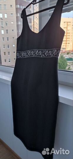 Три платья размер 48