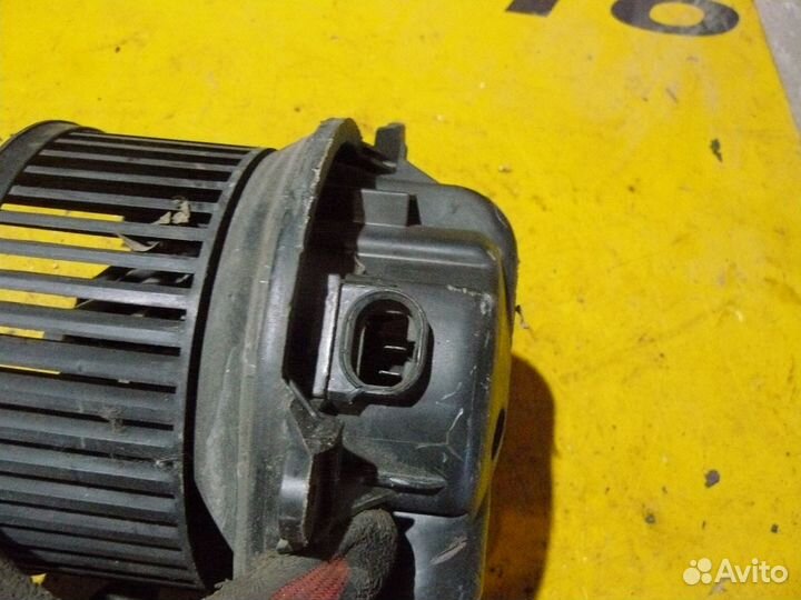 Моторчик отопителя для Renault Scenic Megane 1