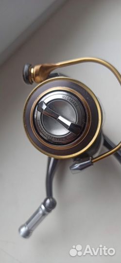 Катушка Megabass