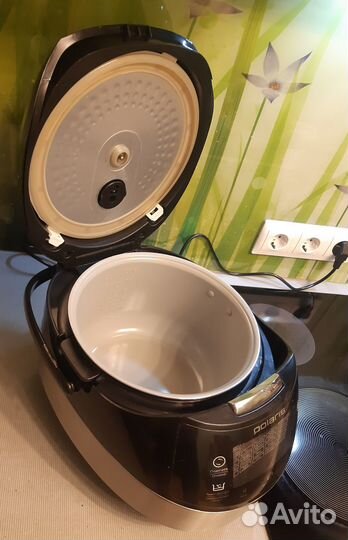 Мультиварка Polaris PMC 0517 Expert