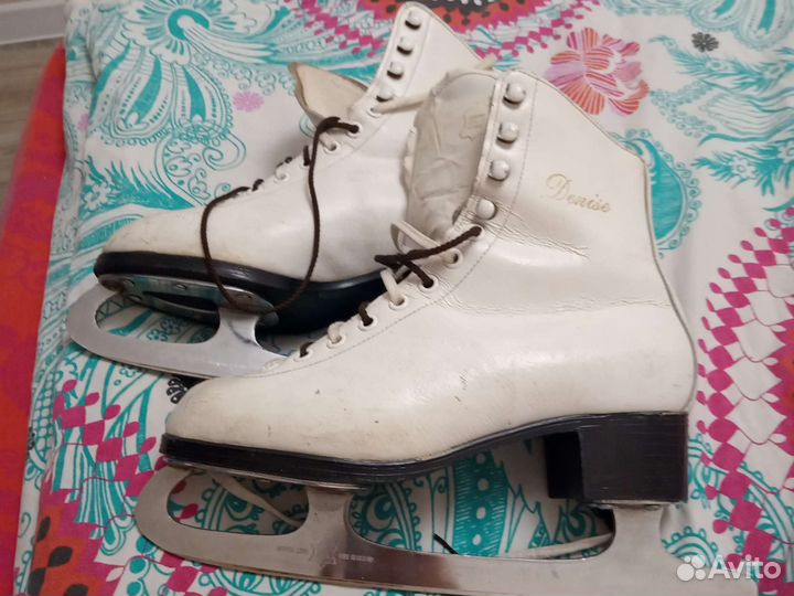 Коньки фигурные Denise
