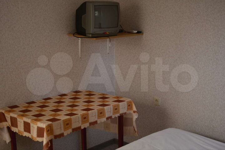 Комната 30 м² в 2-к., 2/2 эт.