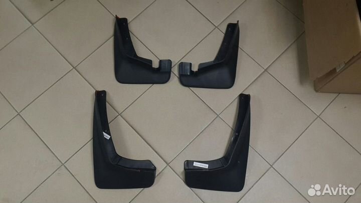 Комплект брызговиков Mitsubishi Outlander XL 2007+