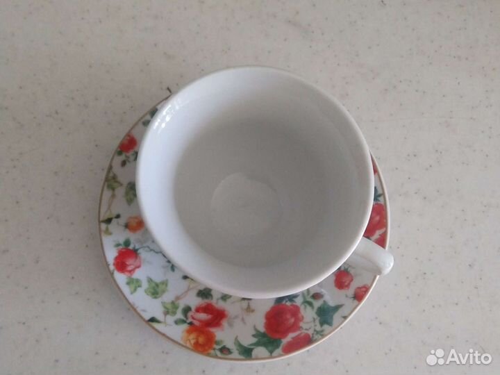 Чашка с блюдцем в подарочной упаковке