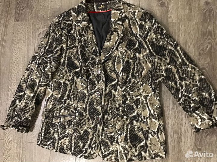 Одежда, обувь, сумка для женщины премиального уров