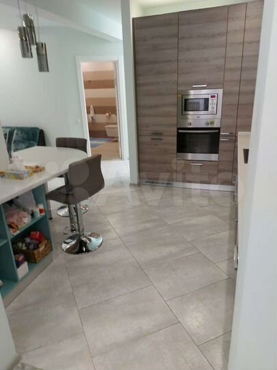 3-к. квартира, 110 м², 5/22 эт.