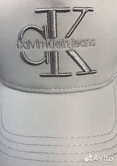 Бейсболка новая