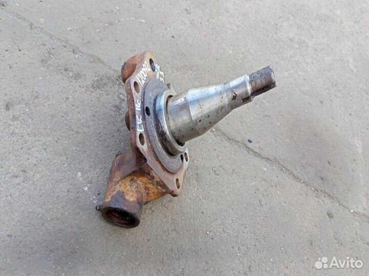 Кулак поворотный передний Mercedes Lk 814 OM366A