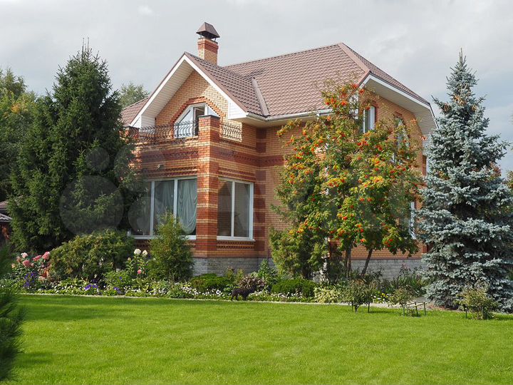 Дом 312,3 м² на участке 15 сот.