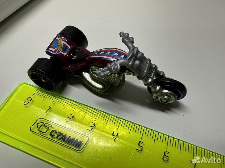 Машинки Hot Wheels