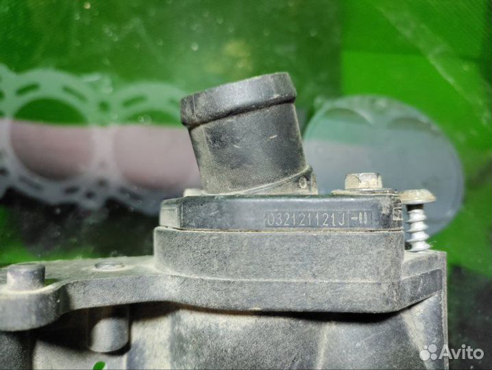 Крышка термостата Skoda Octavia