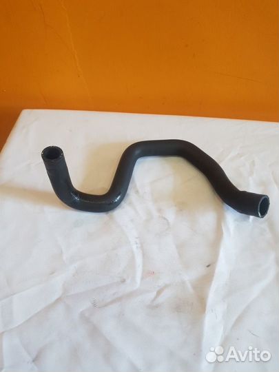 Патрубок охлаждения Mercedes-Benz S-Class W220