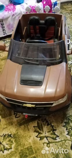 Детский электромобиль джип
