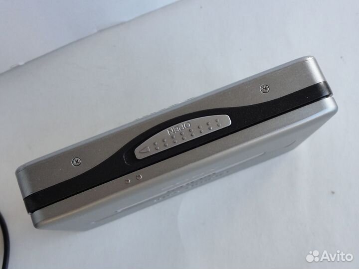 Кассетный плеер Sony Walkman WM-FX665 FM/AM Япония