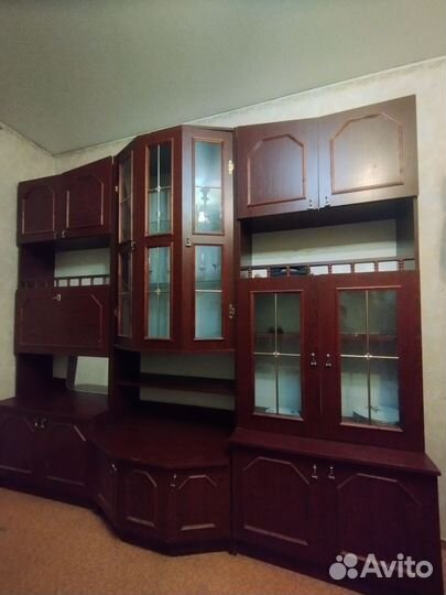 Стенка в гостиную