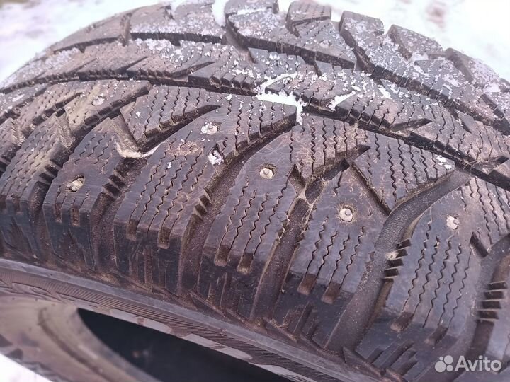 Bridgestone Ice Cruiser 7000 245/70 R16