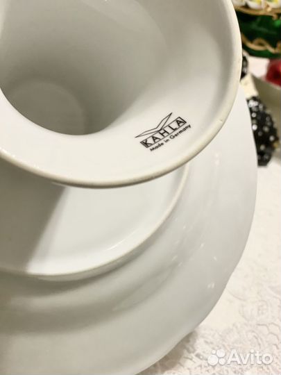 2 Вазы Kahla на ножке Германия. Д 23,5см и 19см