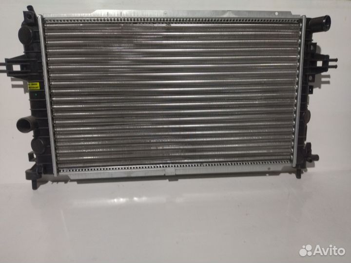 Радиатор охлаждения opel astra h