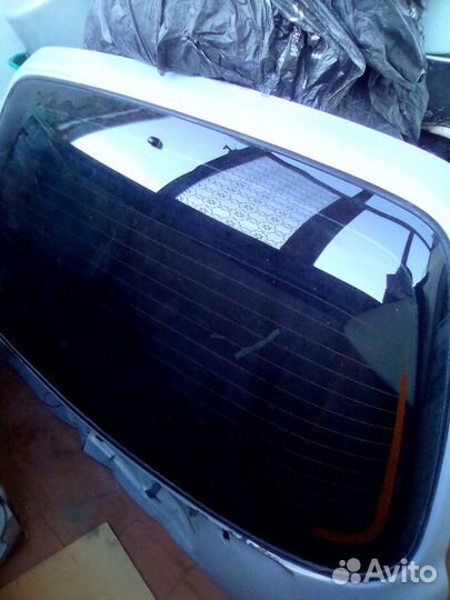 Продам стекло авто