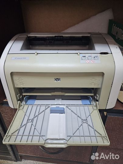 Принтер HP Lasr Jet 1020