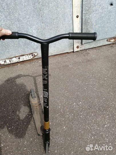 Самокат трюковой