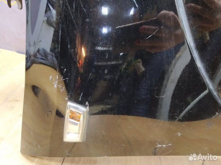 Крыло переднее правое Opel Zafira B минивэн