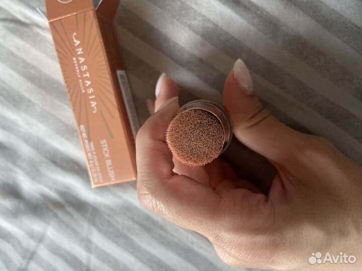 Anastasia beverly hills румяна stick blush