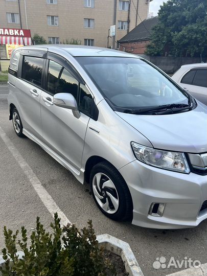 Honda Freed 1.5 CVT, 2015, 125 000 км