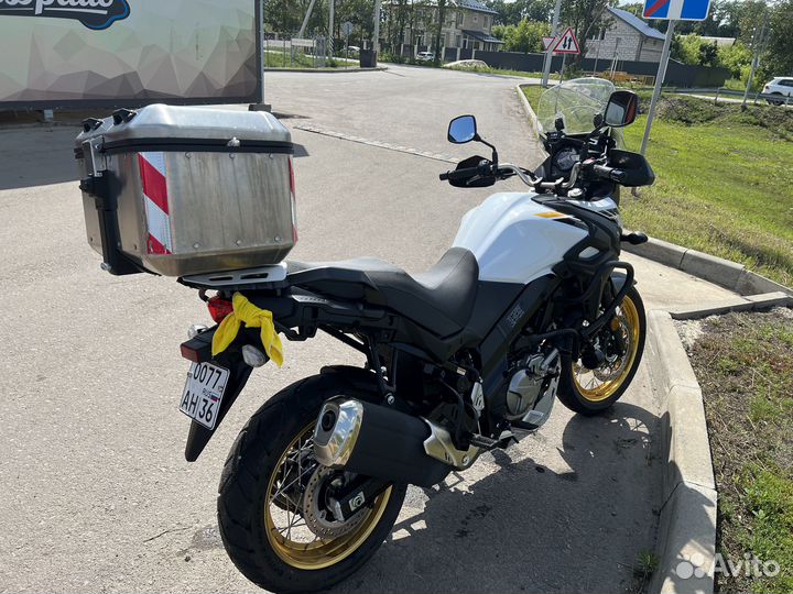 Suzuki v-strom dl650XA
