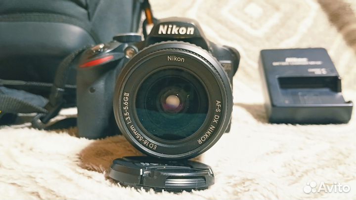 Фотоаппарат зеркальный