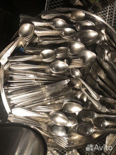 Столовые приборы