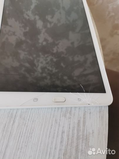 Планшет Samsung galaxy tab E SM-T561