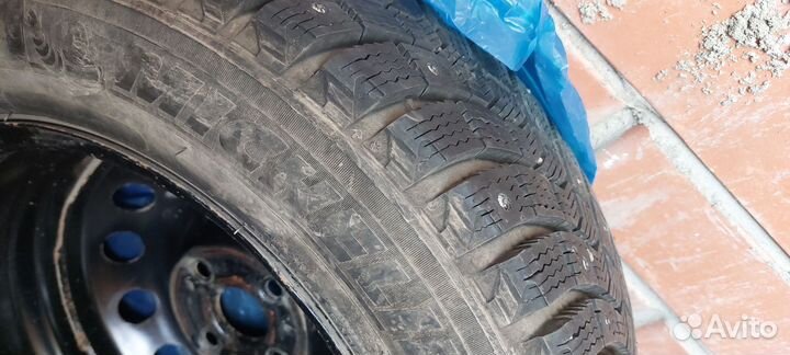 Michelin X-Ice North 2 185/65 R15 92T