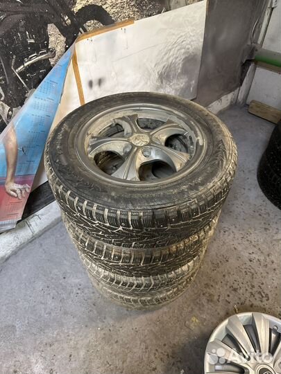 Зимние колеса 195/65 r15 форд фокус