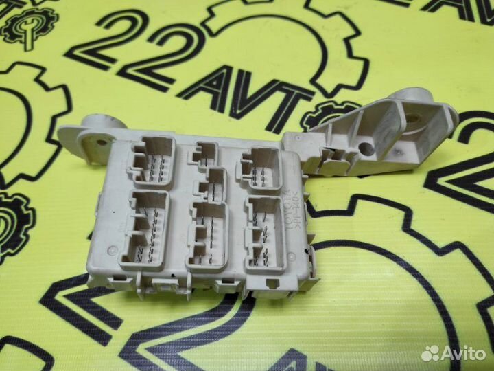 Блок предохранителей Toyota Vista SV50 3S-FSE