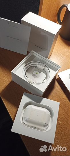 Наушники Apple AirPods Pro 2 Gen