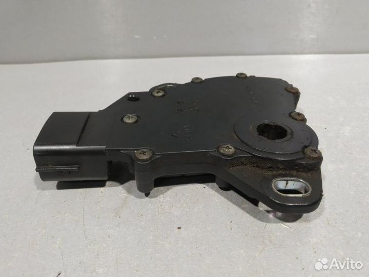 Механизм выбора передач Nissan Teana QR25DE 2013